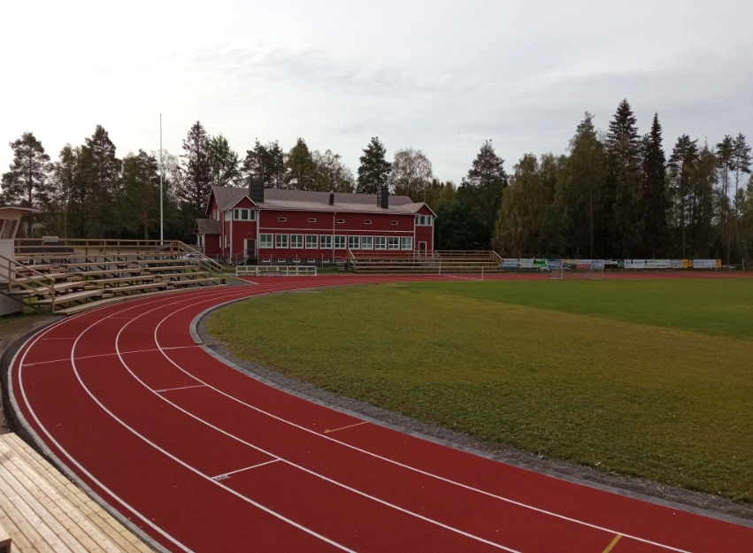 Kuvassa näkyy Soinin keskusurheilukenttä